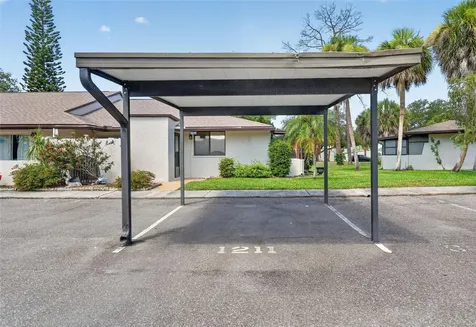 1211 11th Circle SE Largo FL 33771