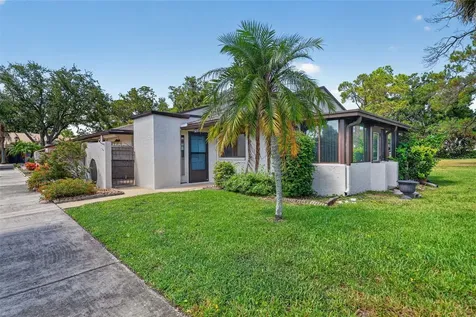 1211 11th Circle SE Largo FL 33771