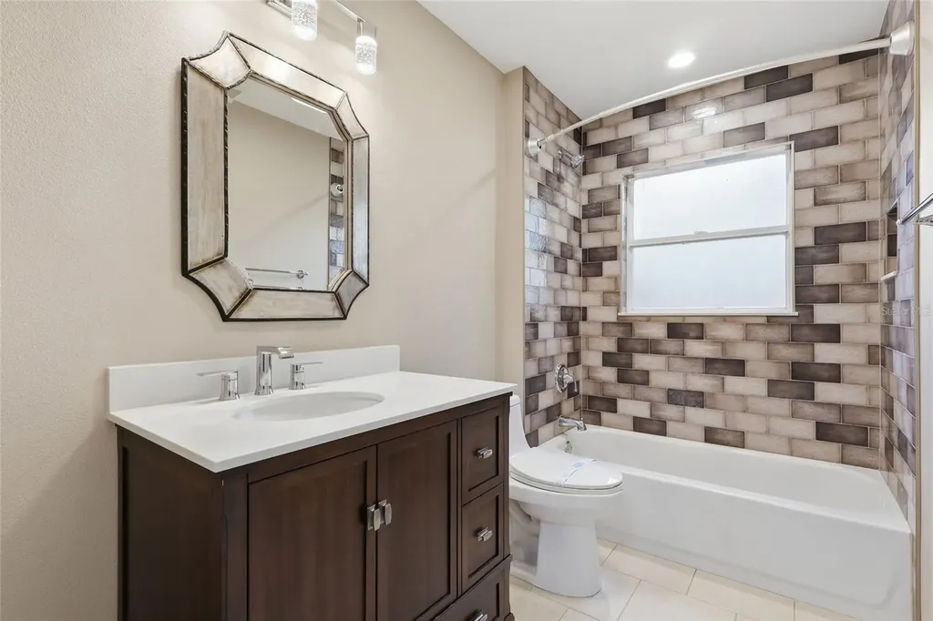 5724 Erhardt Drive Riverview FL 33578