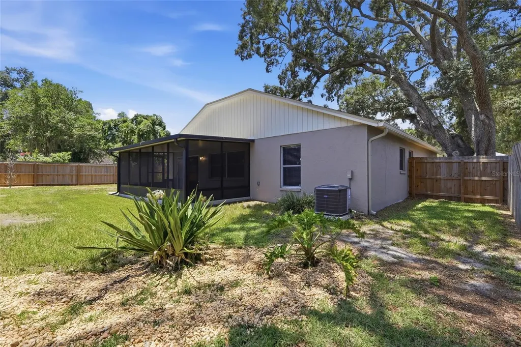 5724 Erhardt Drive Riverview FL 33578