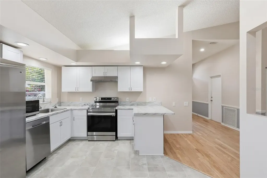 5724 Erhardt Drive Riverview FL 33578