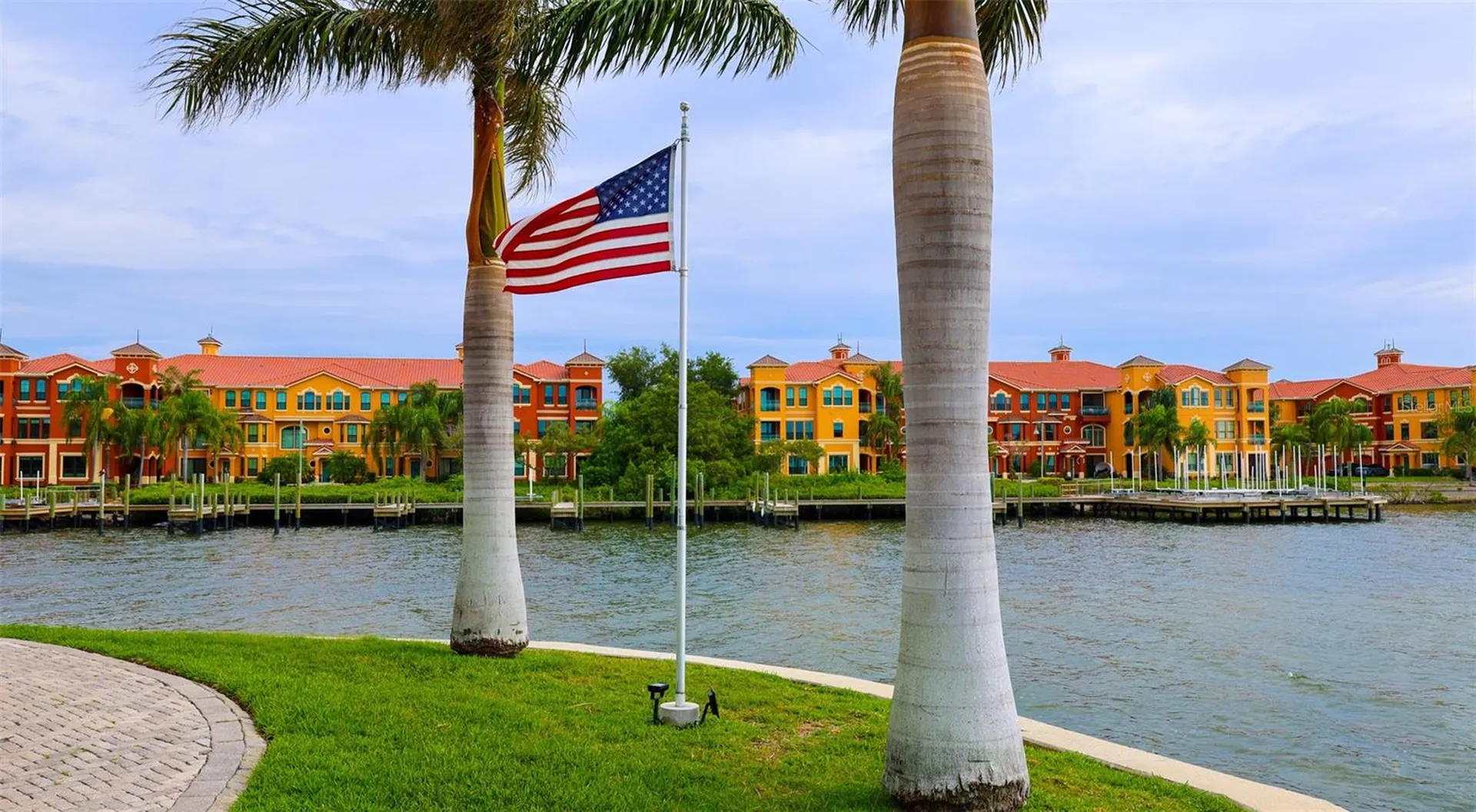 2731 Via Capri Clearwater FL 33764