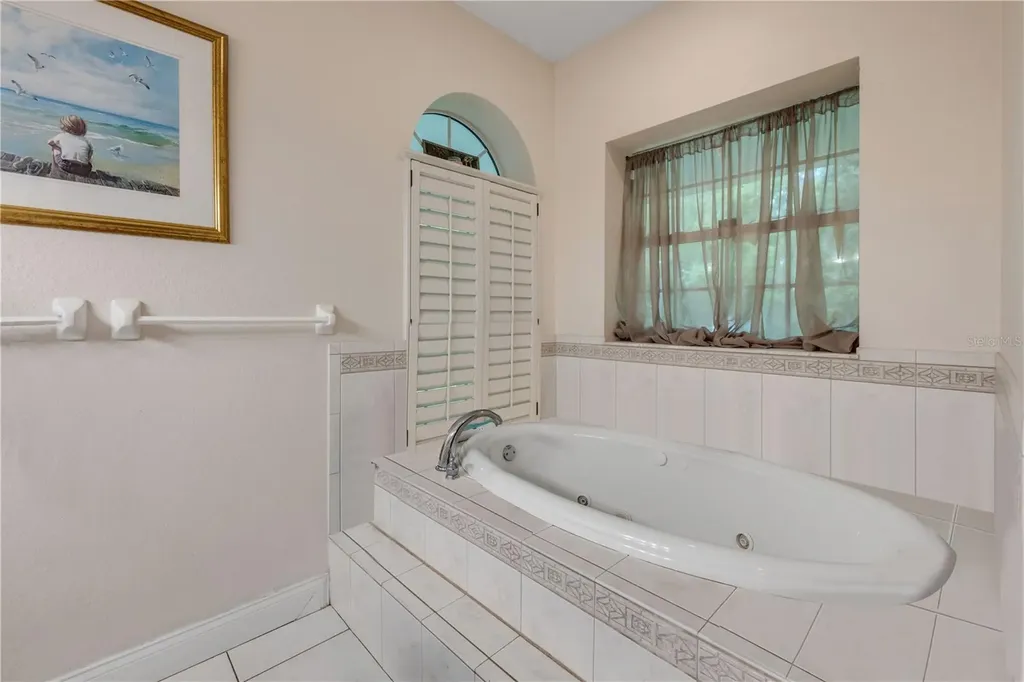 227 N Samsula Drive New Smyrna Beach FL 32168