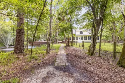 227 N Samsula Drive New Smyrna Beach FL 32168