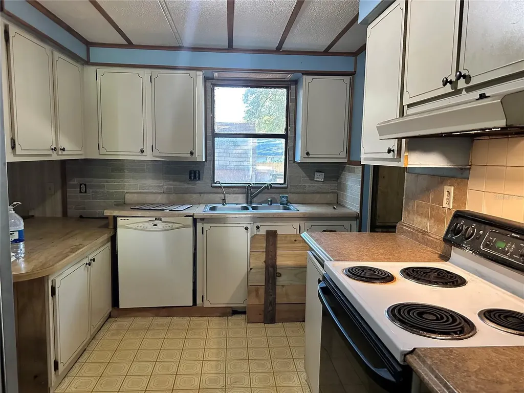 3206 Oakland Road N Lakeland FL 33801