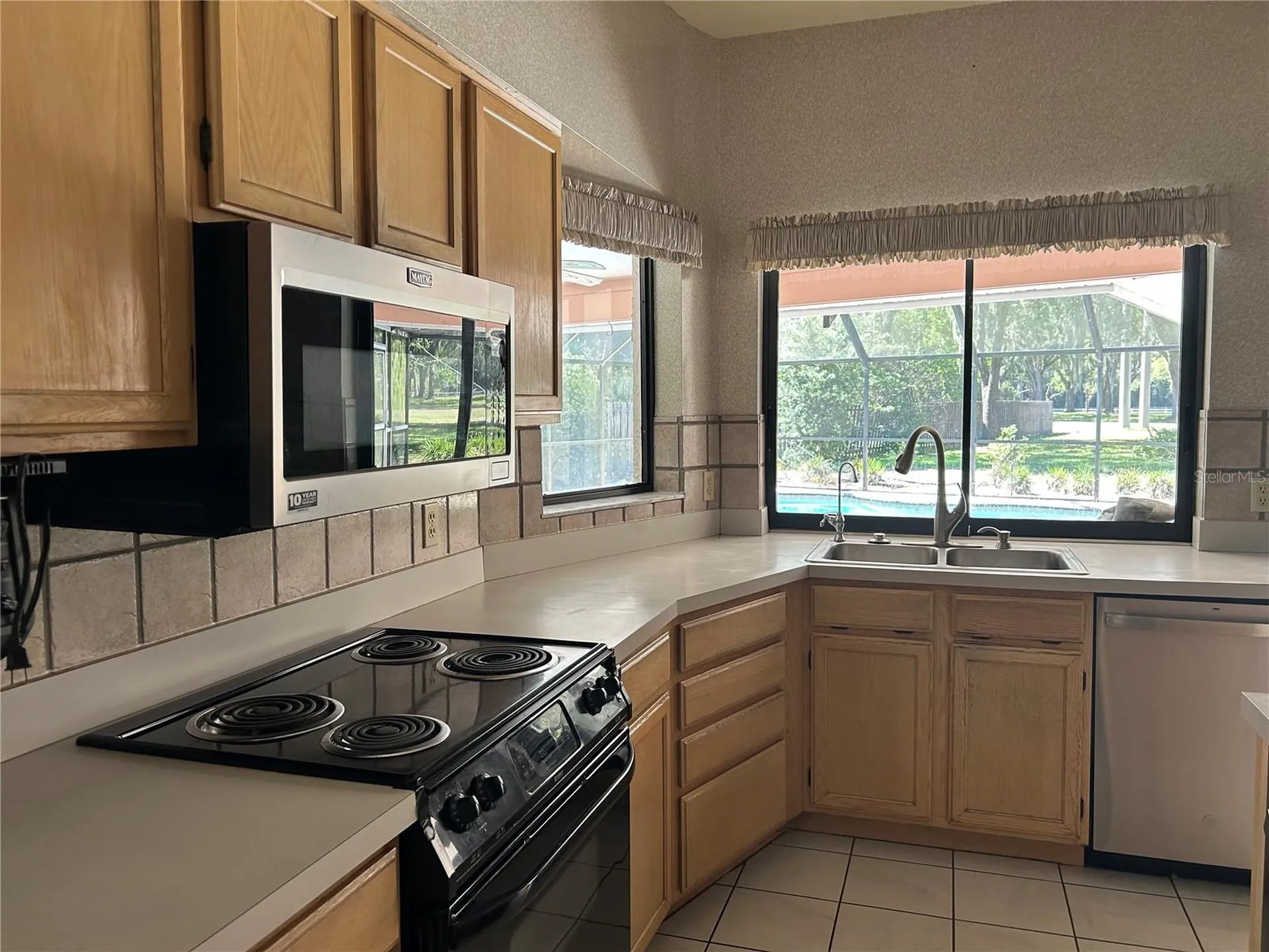 1418 Hounds Hollow Court Lutz FL 33549