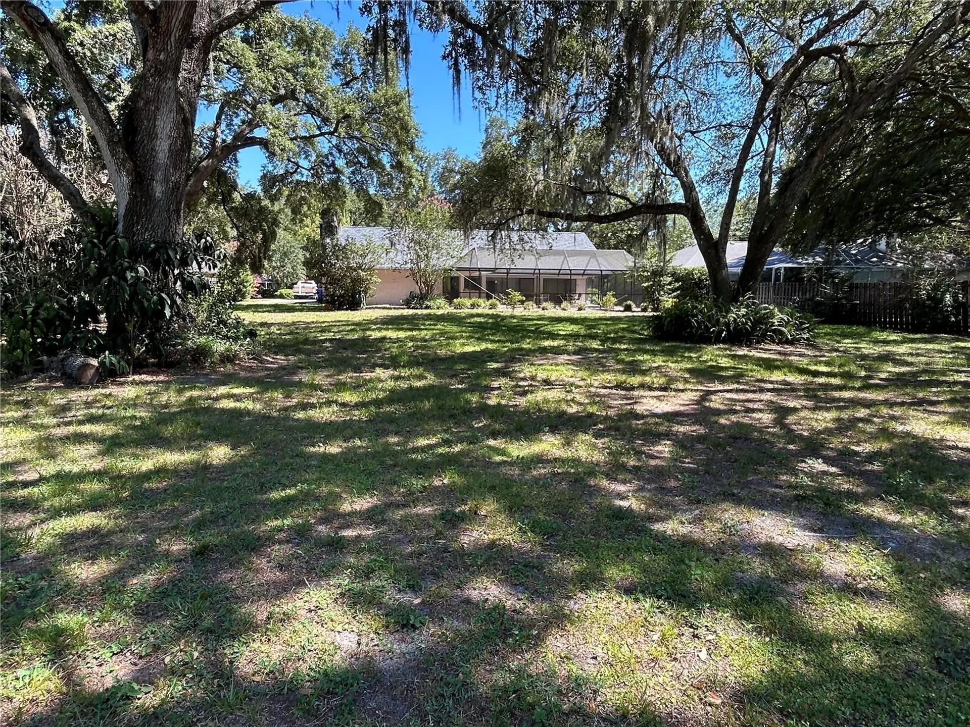 1418 Hounds Hollow Court Lutz FL 33549