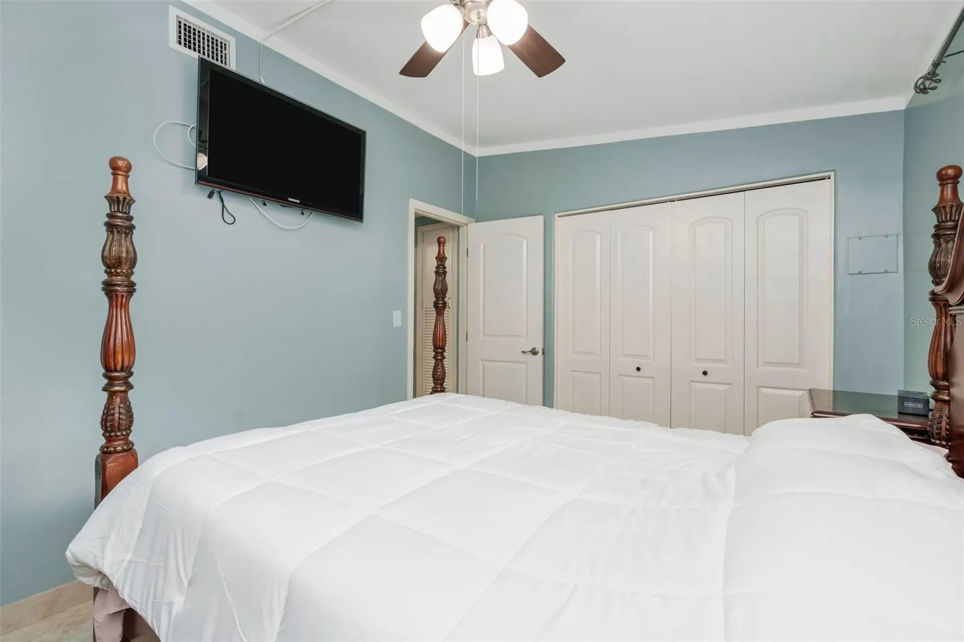 2112 W Idlewild Avenue Tampa FL 33603