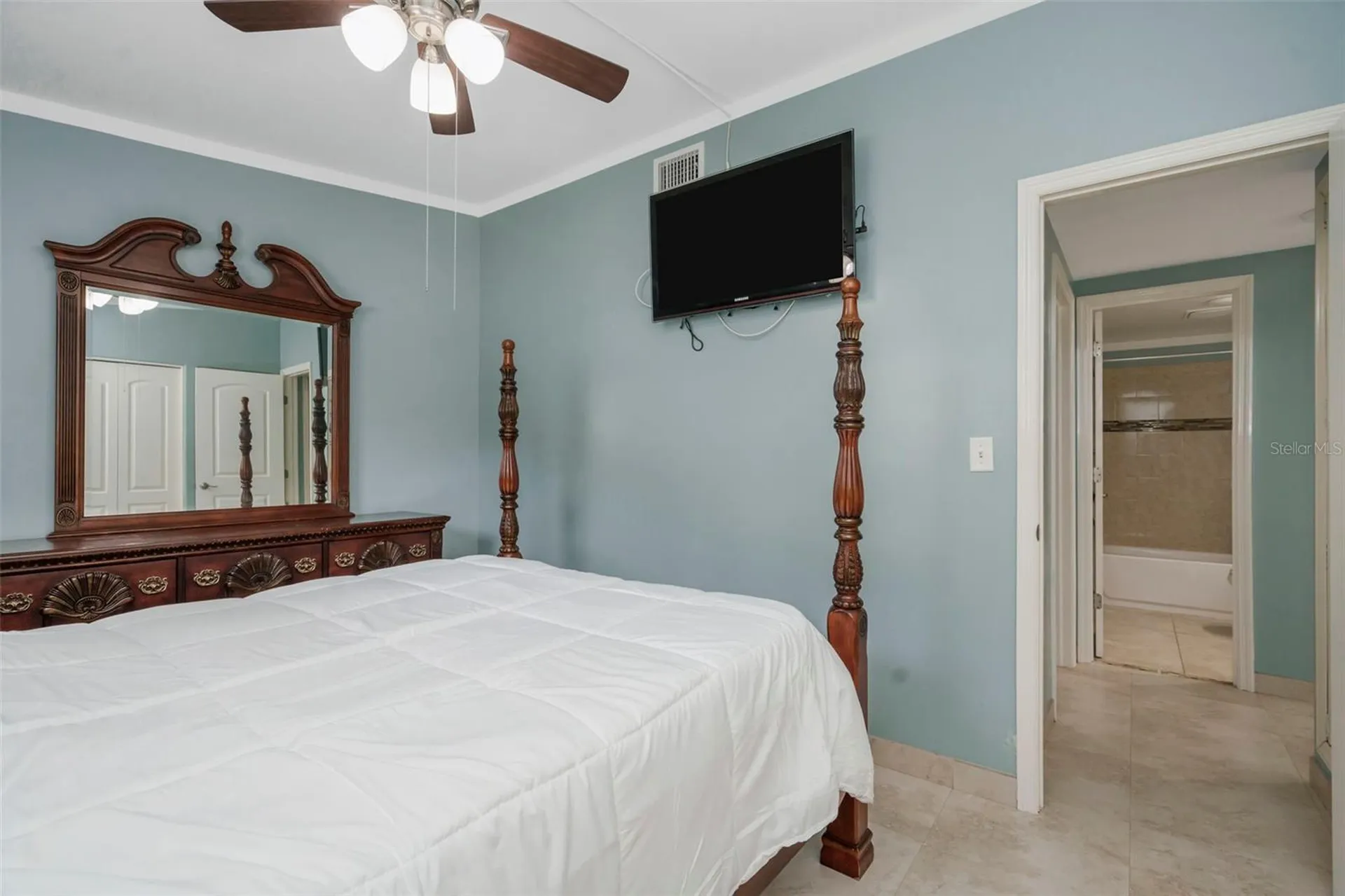 2112 W Idlewild Avenue Tampa FL 33603