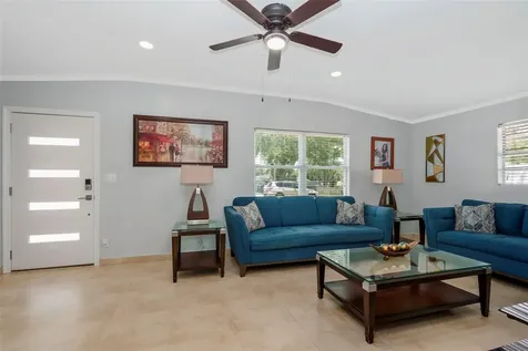 2112 W Idlewild Avenue Tampa FL 33603