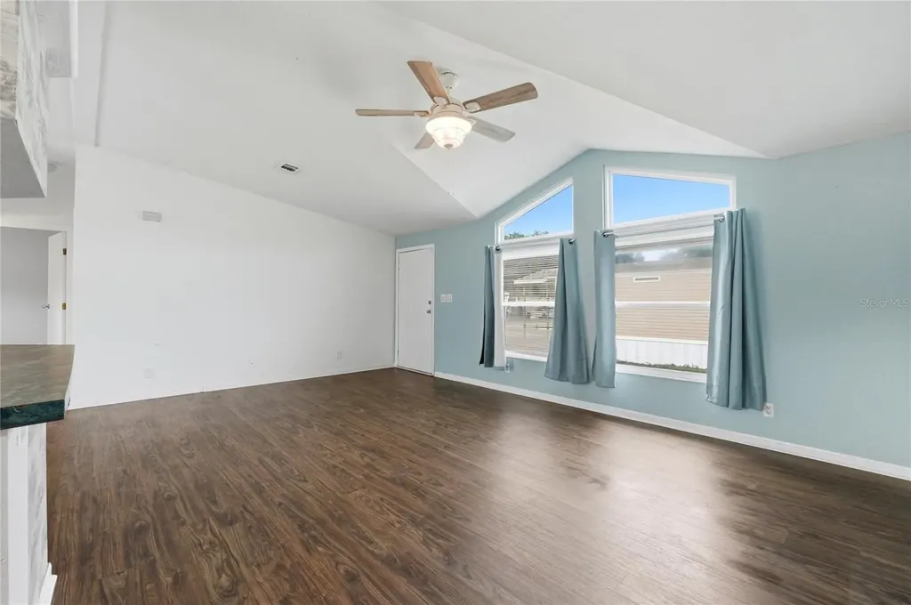 338 1st Avenue N Lake Wales FL 33859