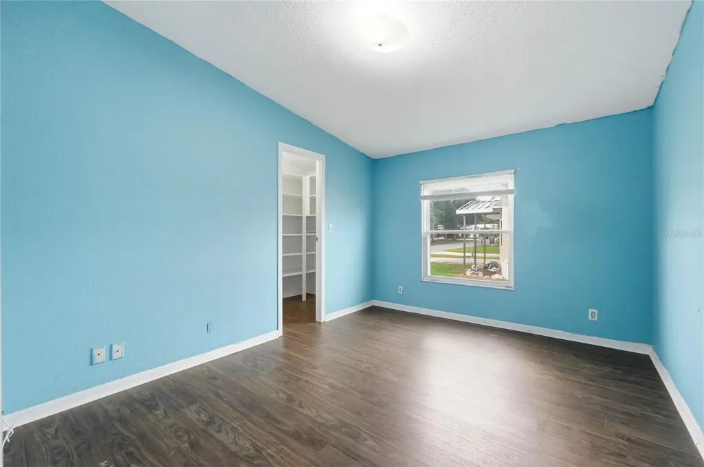 338 1st Avenue N Lake Wales FL 33859