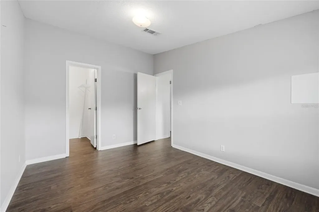 338 1st Avenue N Lake Wales FL 33859