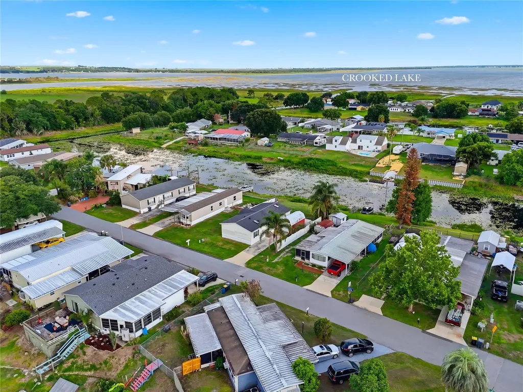 338 1st Avenue N Lake Wales FL 33859