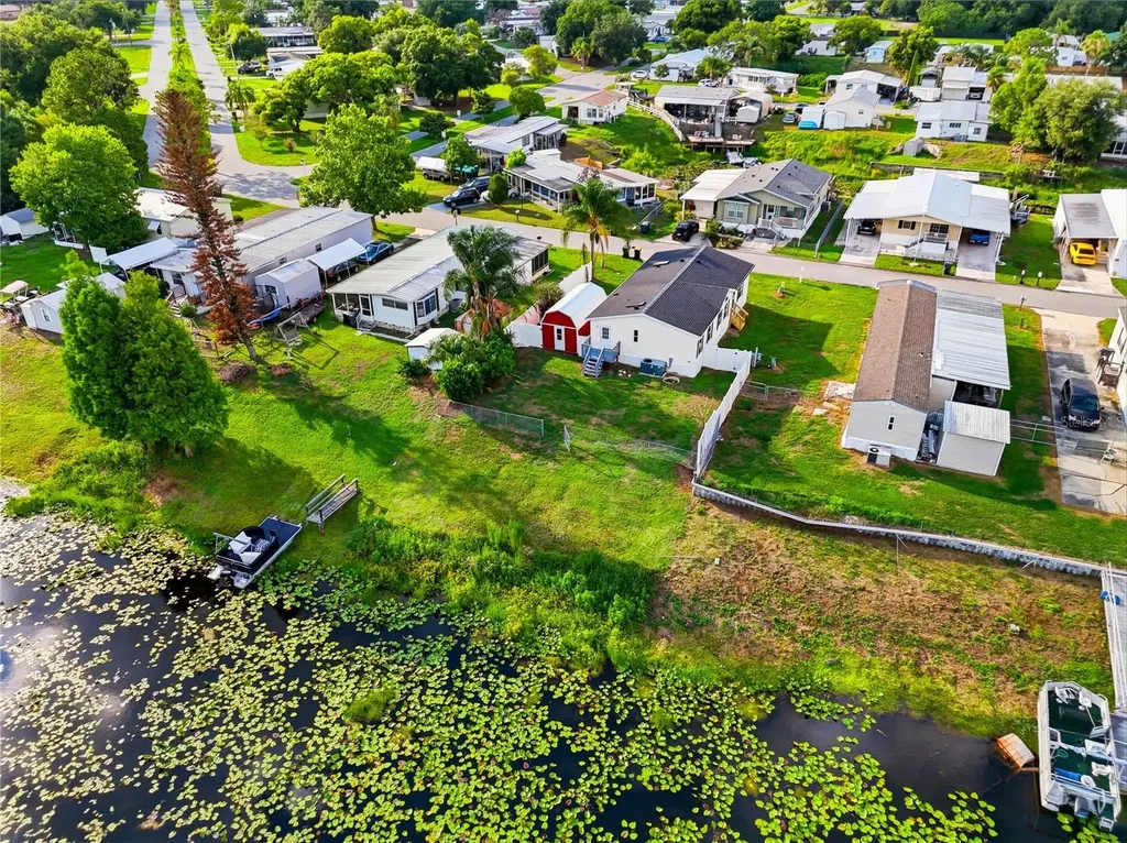 338 1st Avenue N Lake Wales FL 33859