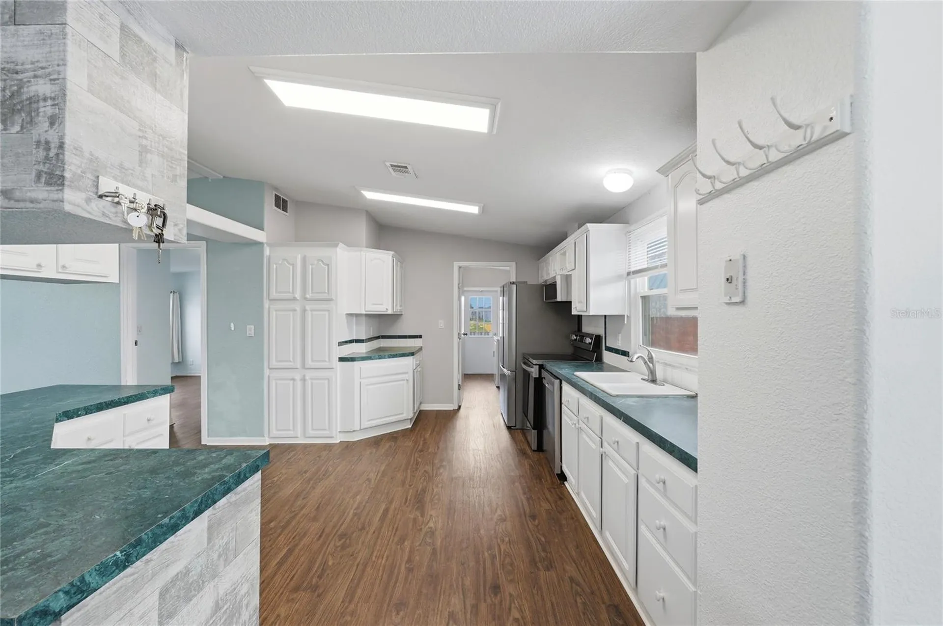 338 1st Avenue N Lake Wales FL 33859
