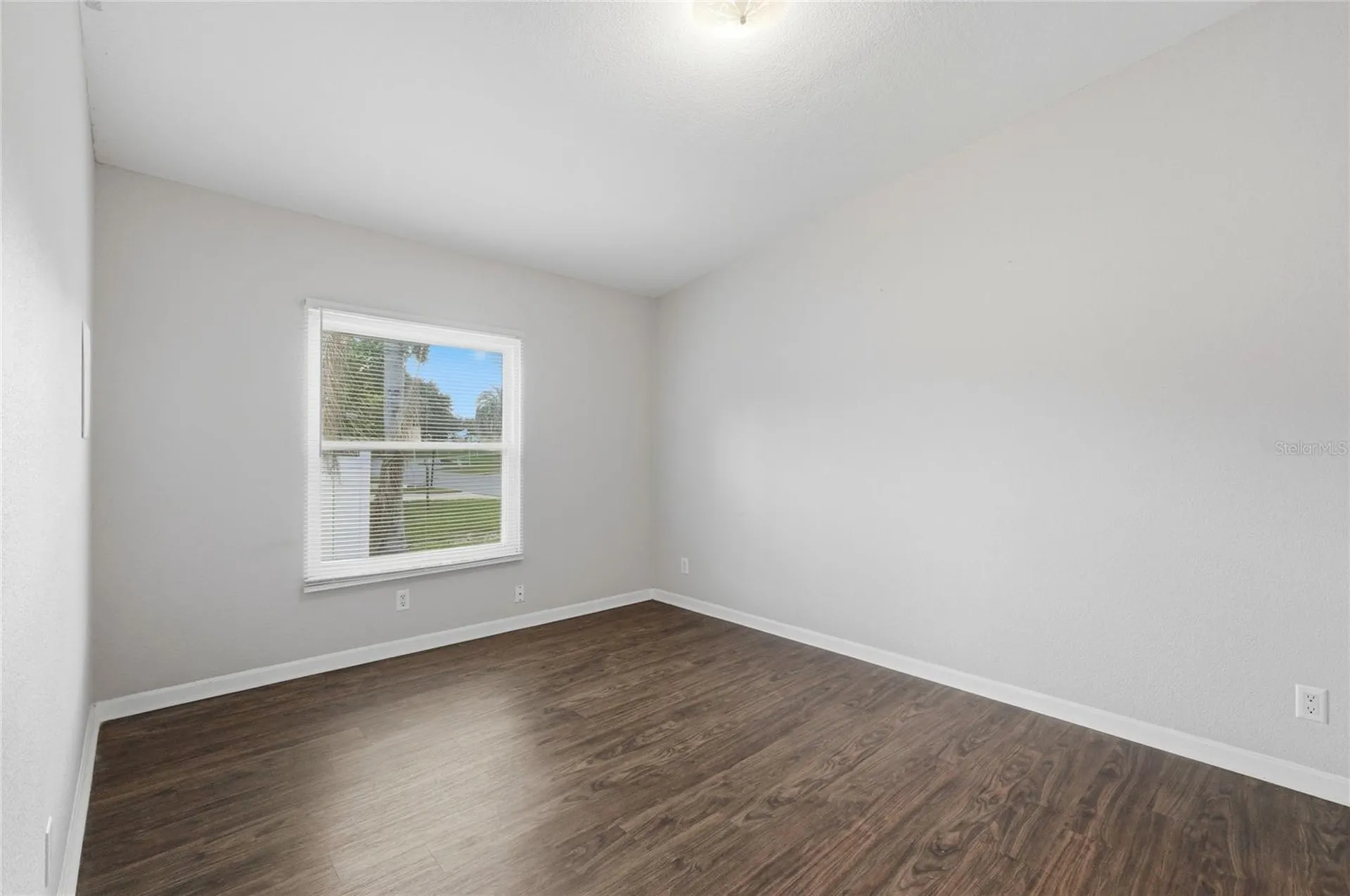 338 1st Avenue N Lake Wales FL 33859