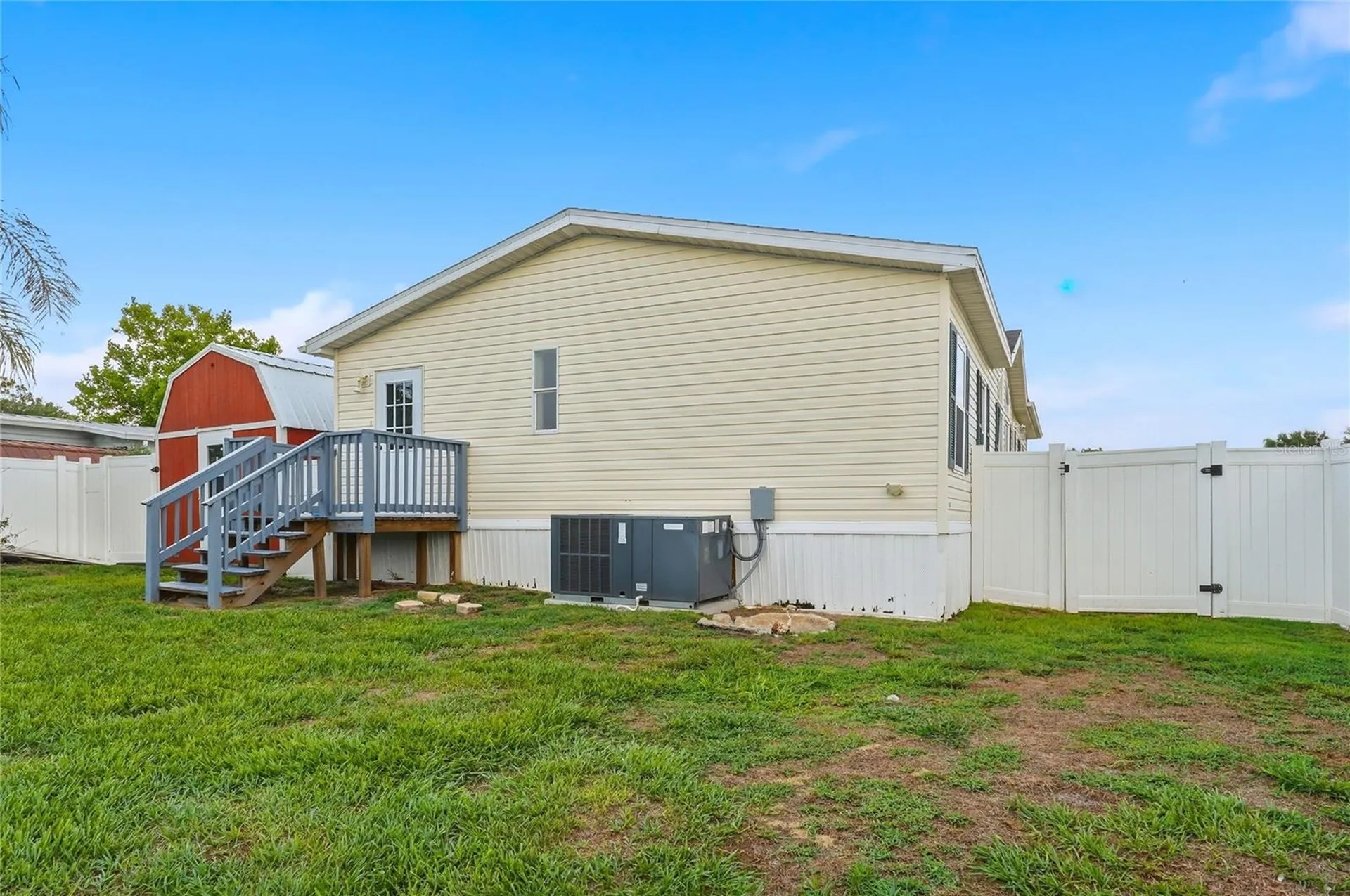 338 1st Avenue N Lake Wales FL 33859