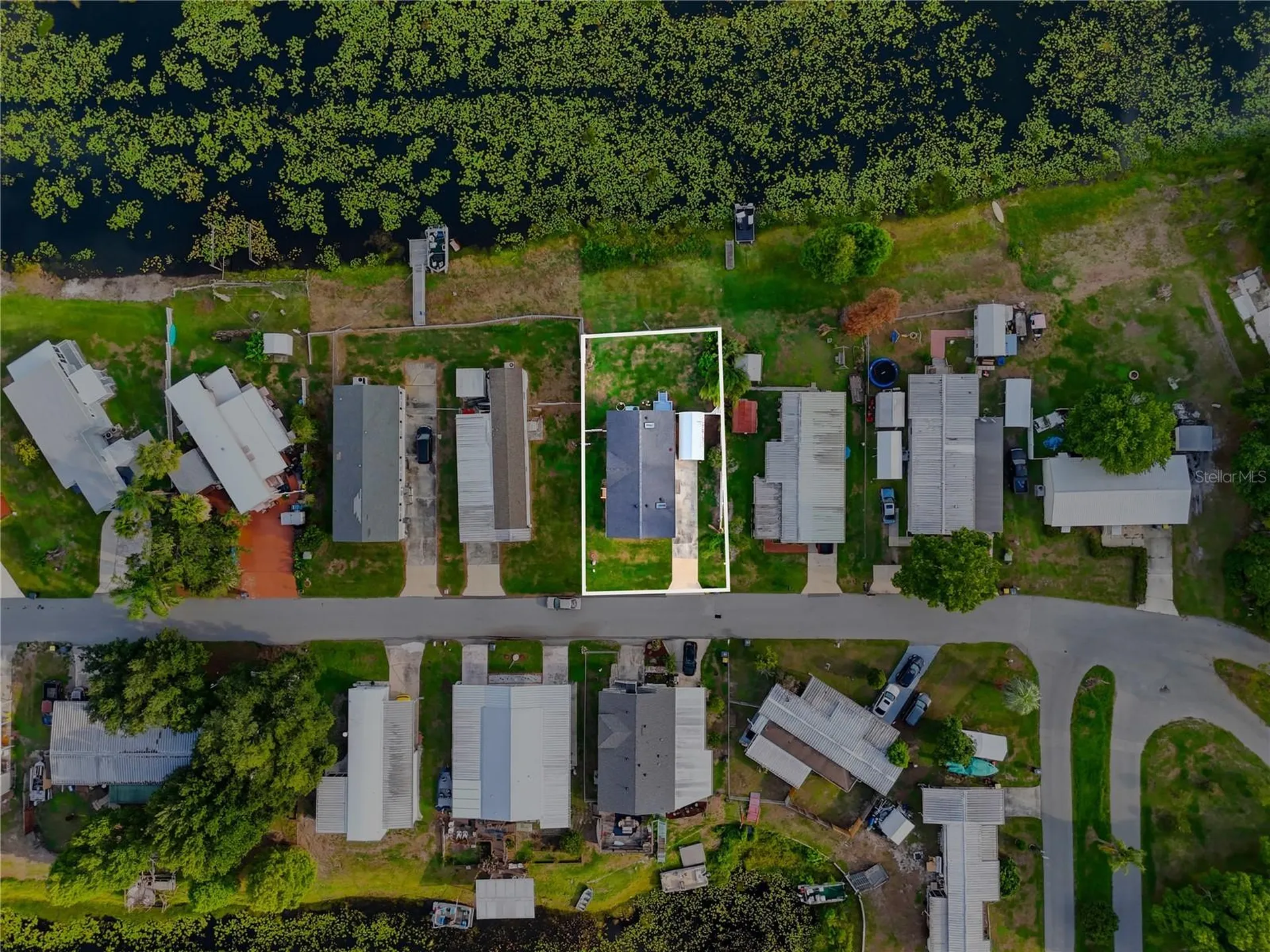 338 1st Avenue N Lake Wales FL 33859