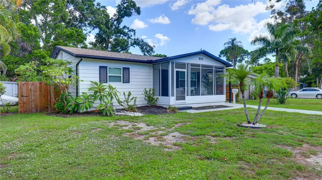 8110 Diagonal Road N St Petersburg FL 33702