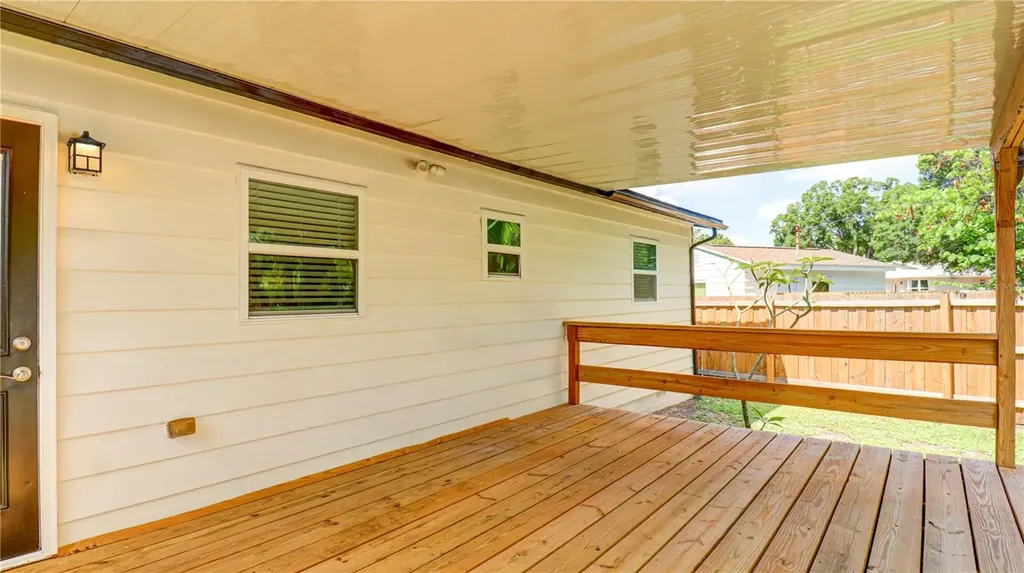 8110 Diagonal Road N St Petersburg FL 33702