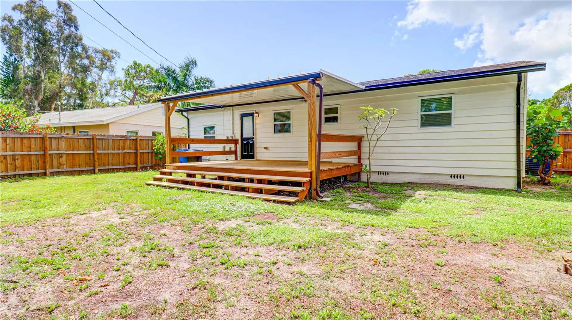 8110 Diagonal Road N St Petersburg FL 33702