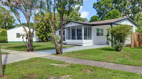 8110 Diagonal Road N St Petersburg FL 33702