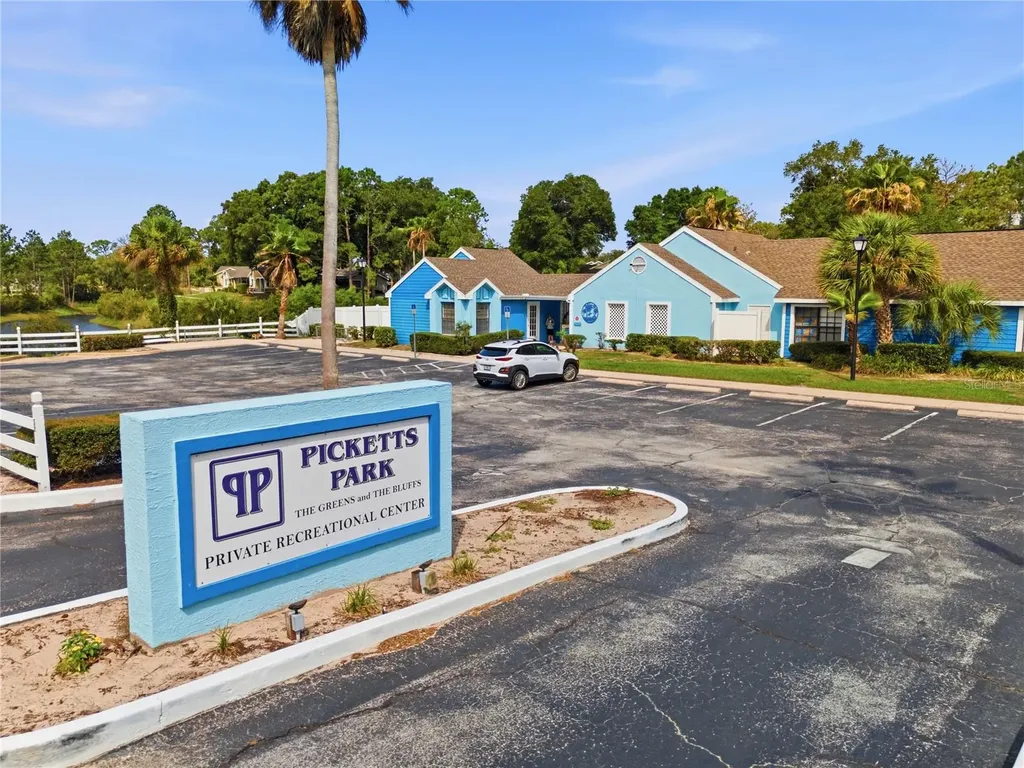 8160 Sturbridge Court Weeki Wachee FL 34613