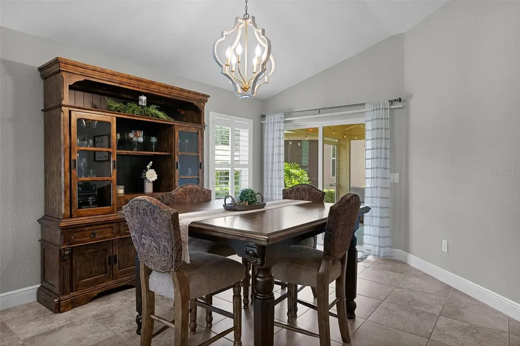 5075 Neptune Circle Oxford FL 34484