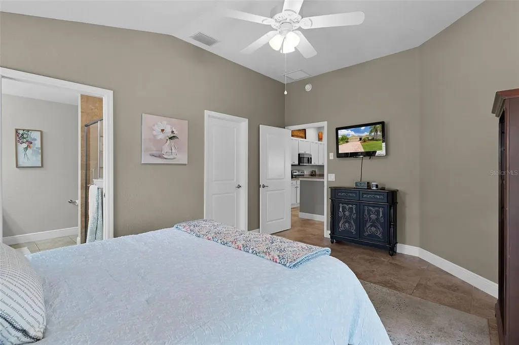 5075 Neptune Circle Oxford FL 34484
