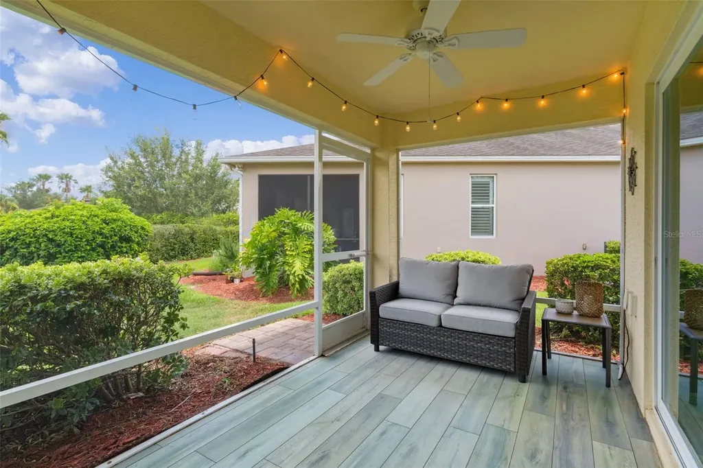 5075 Neptune Circle Oxford FL 34484