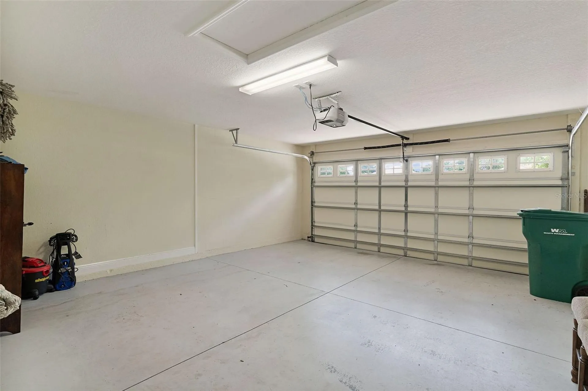 5075 Neptune Circle Oxford FL 34484
