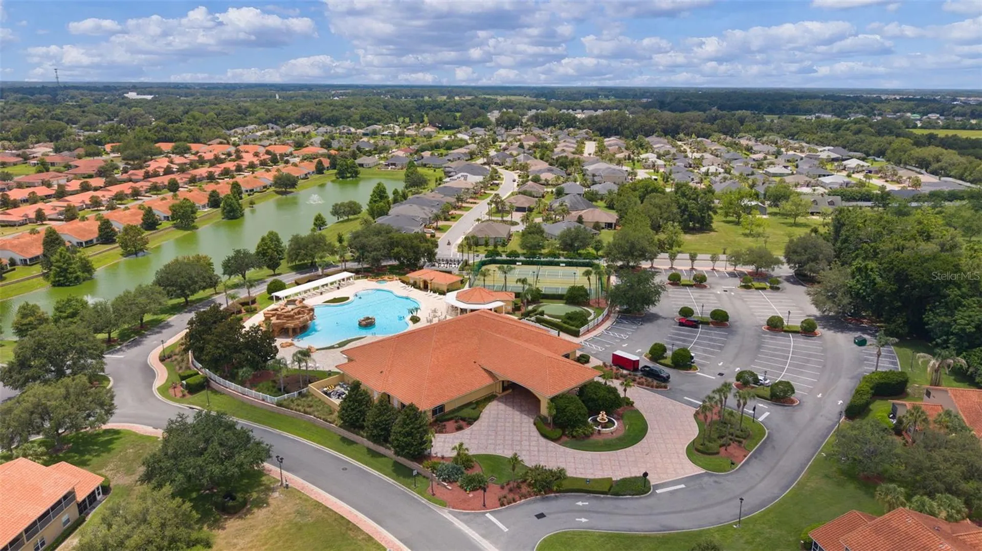 5075 Neptune Circle Oxford FL 34484