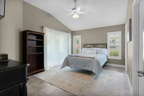 5075 Neptune Circle Oxford FL 34484