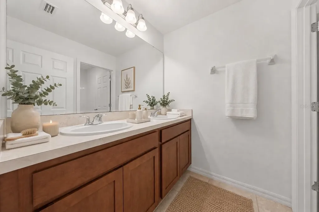 1259 Wispy Cypress Drive Kissimmee FL 34746