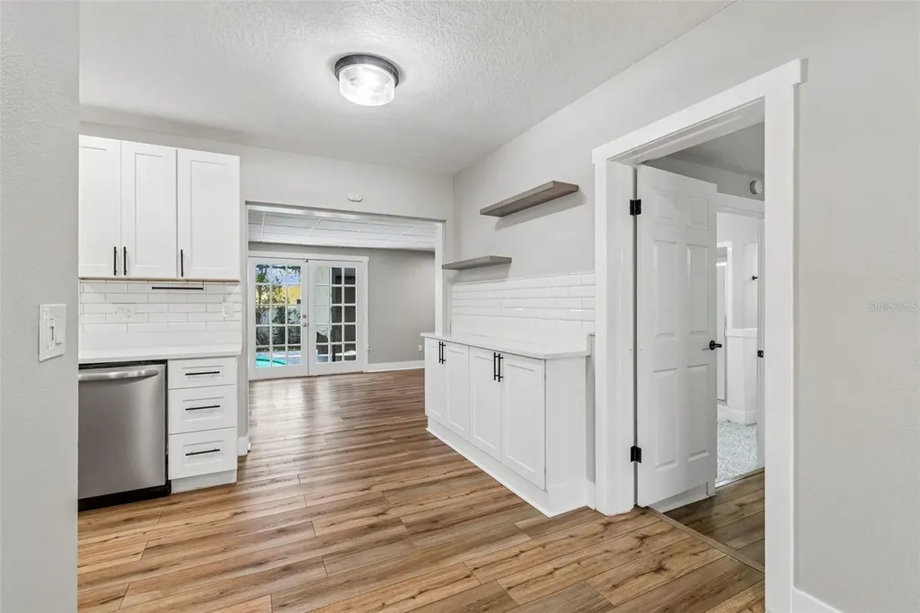 1555 Magnolia Drive Clearwater FL 33756