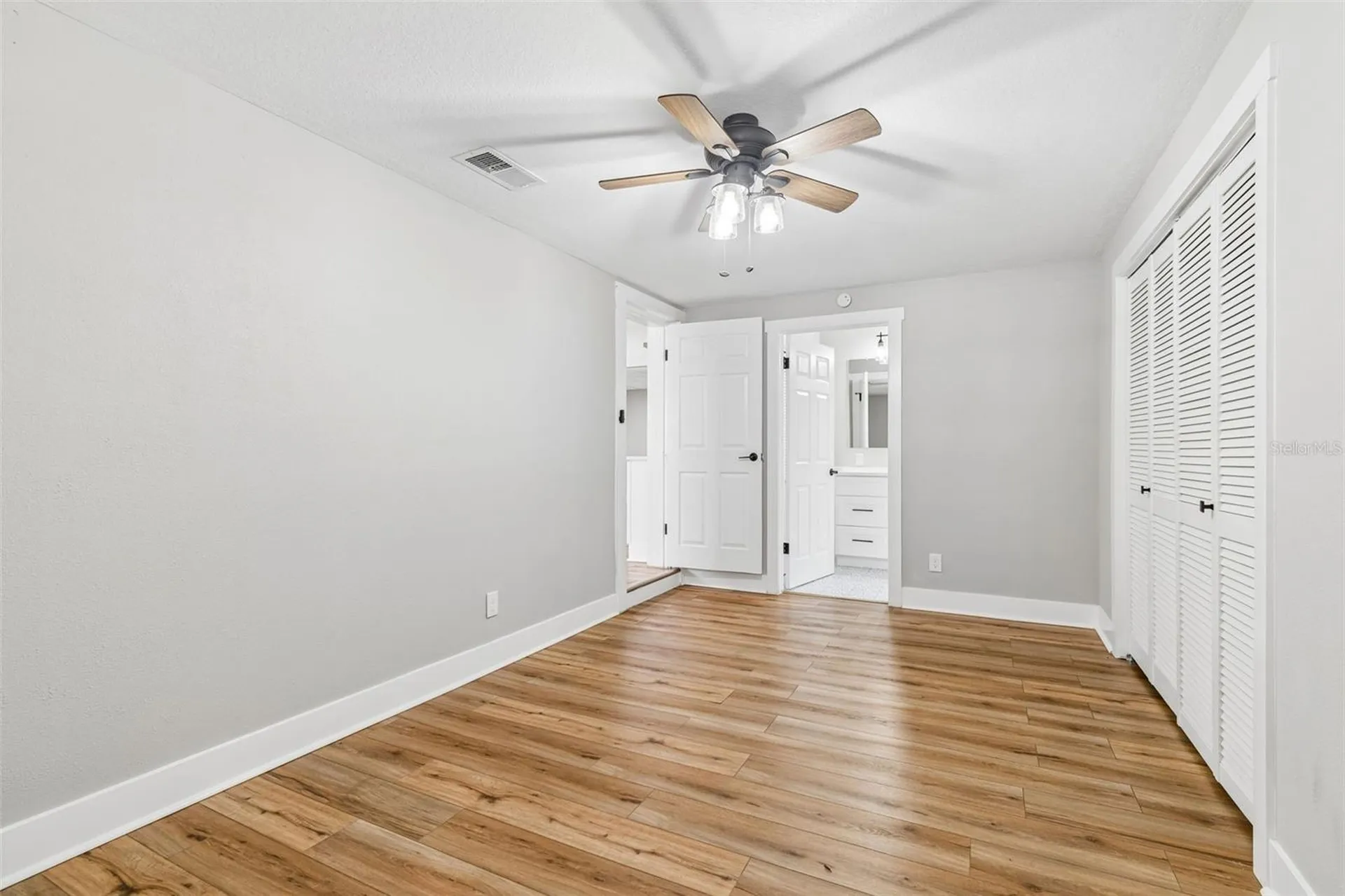 1555 Magnolia Drive Clearwater FL 33756
