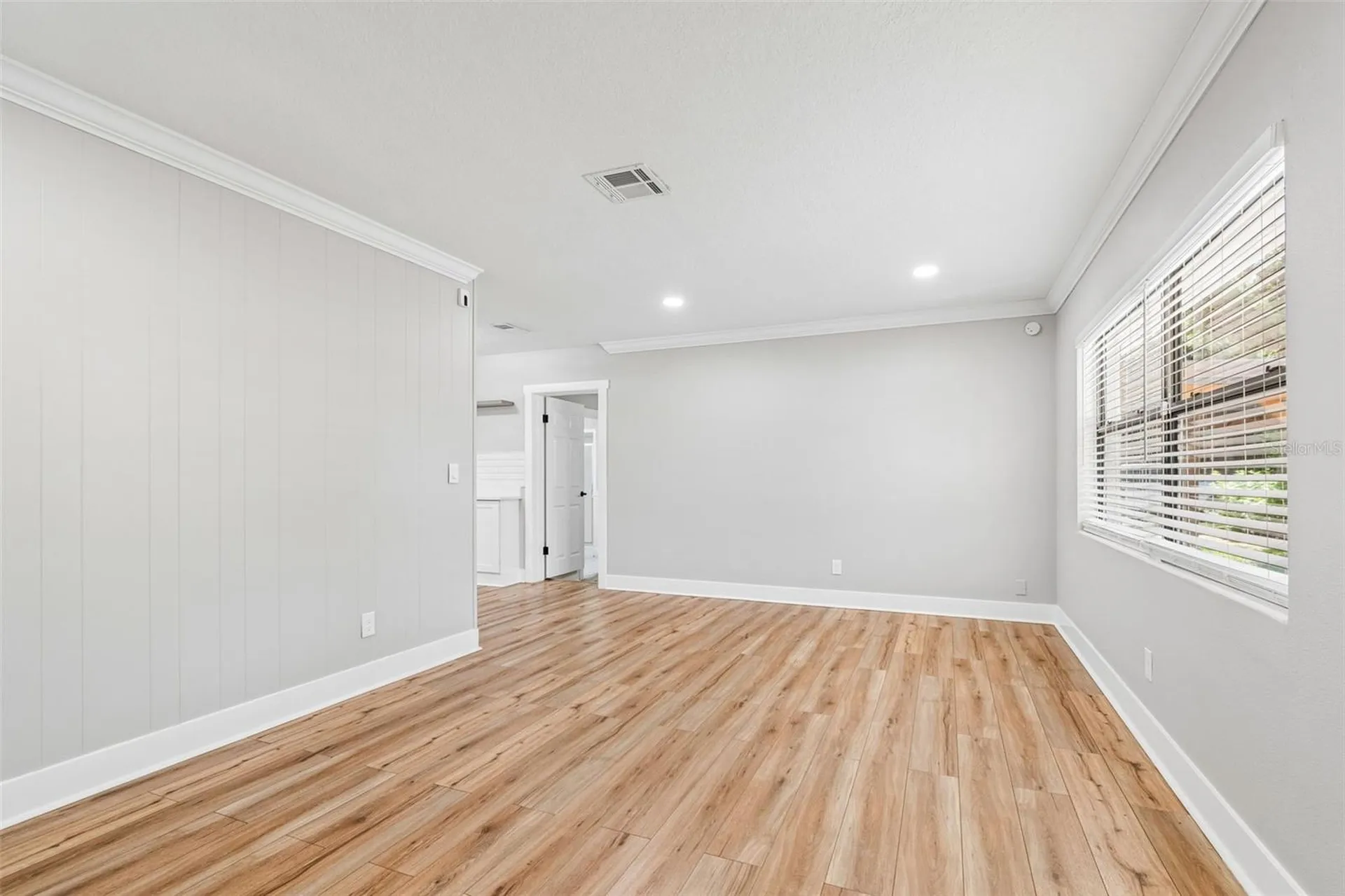 1555 Magnolia Drive Clearwater FL 33756