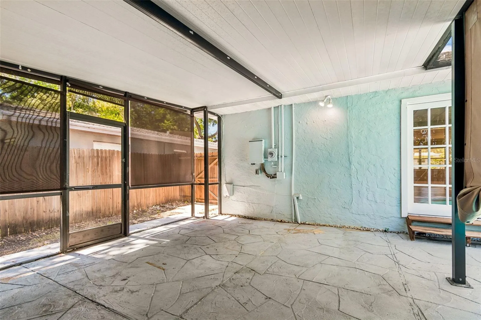 1555 Magnolia Drive Clearwater FL 33756