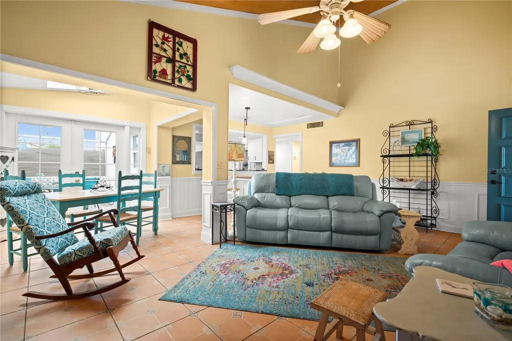 2586 Forest Run Court Clearwater FL 33761