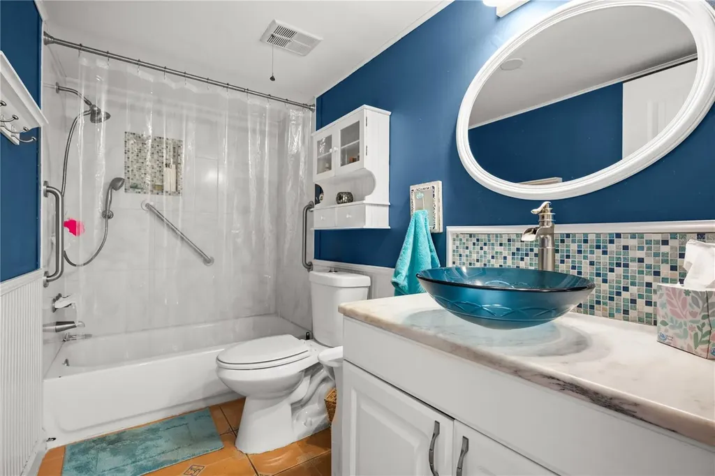 2586 Forest Run Court Clearwater FL 33761