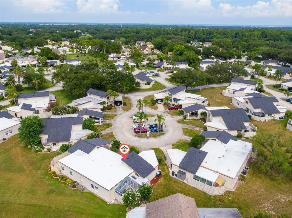 2586 Forest Run Court Clearwater FL 33761