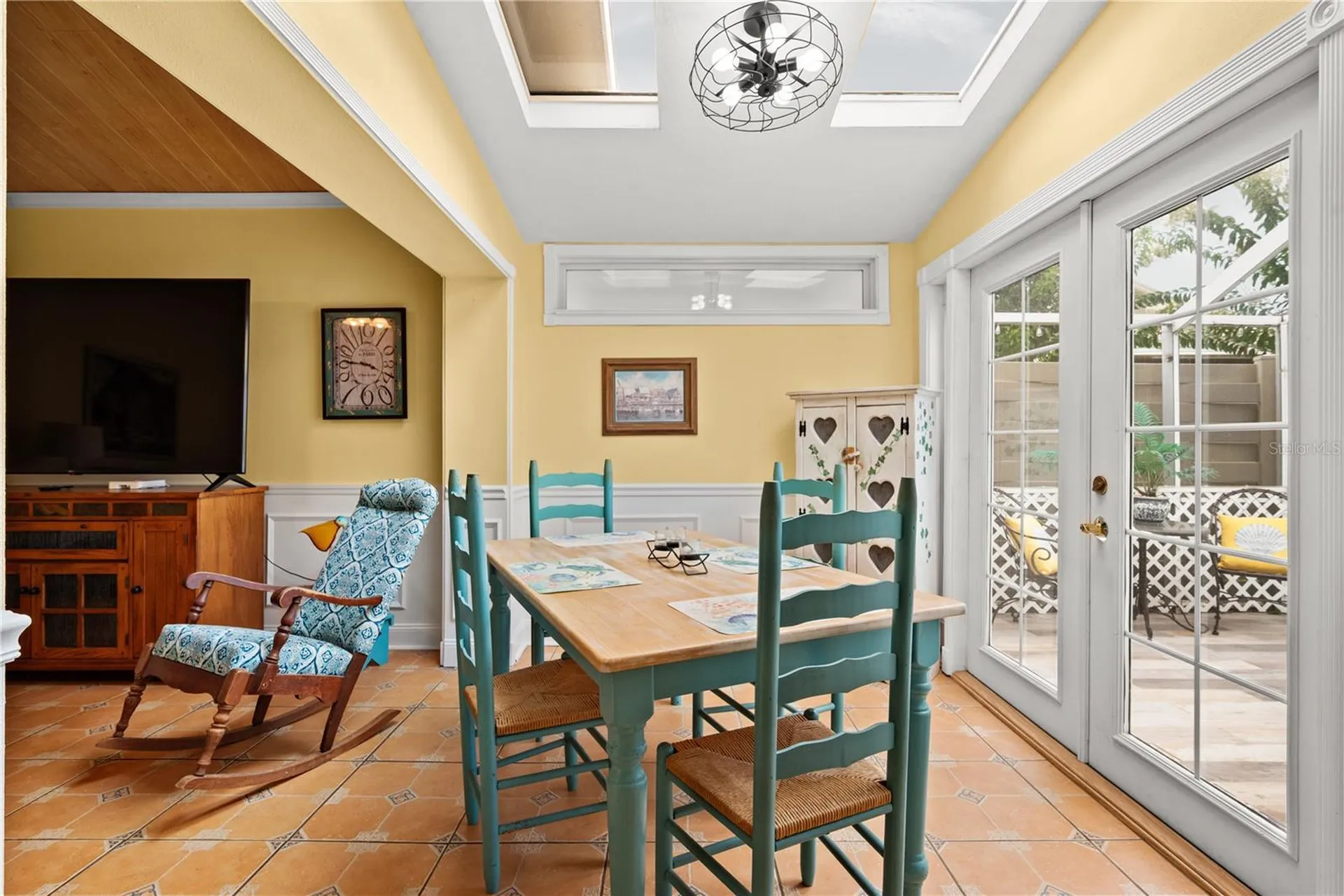 2586 Forest Run Court Clearwater FL 33761