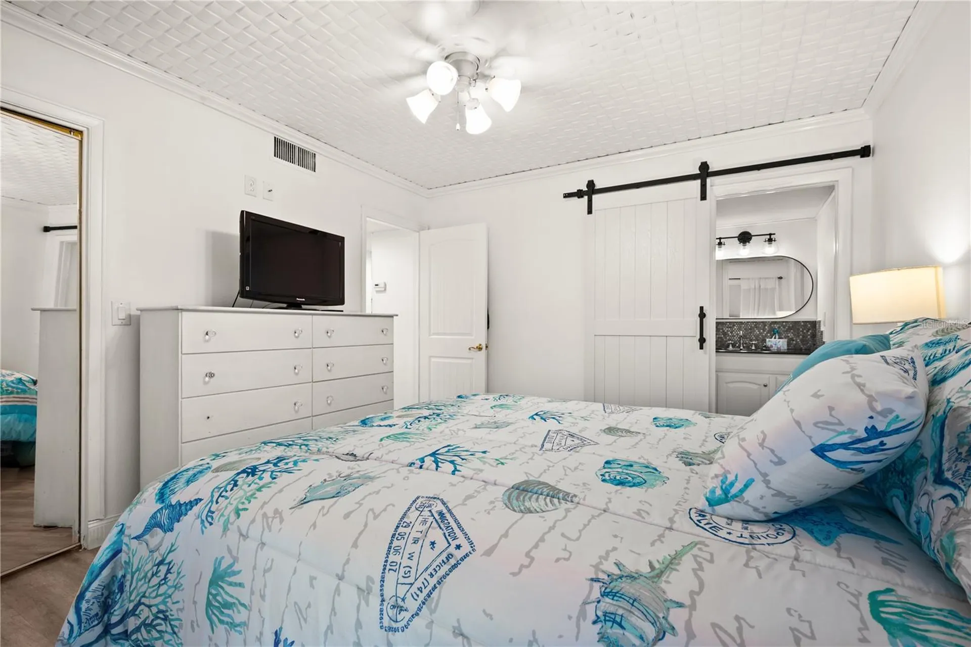 2586 Forest Run Court Clearwater FL 33761