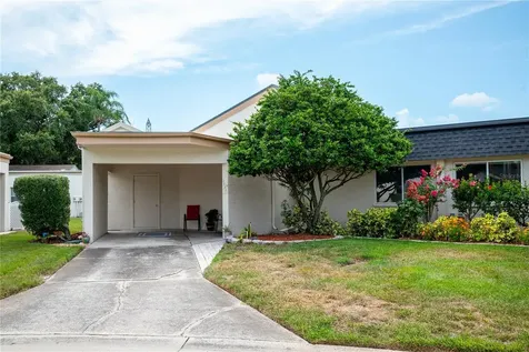 2586 Forest Run Court Clearwater FL 33761