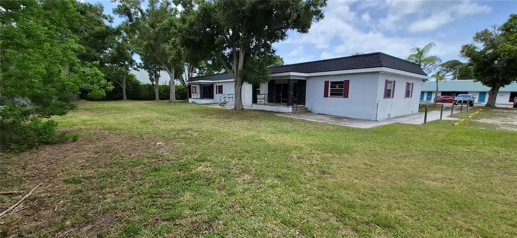 7789 131st Street N Seminole FL 33776