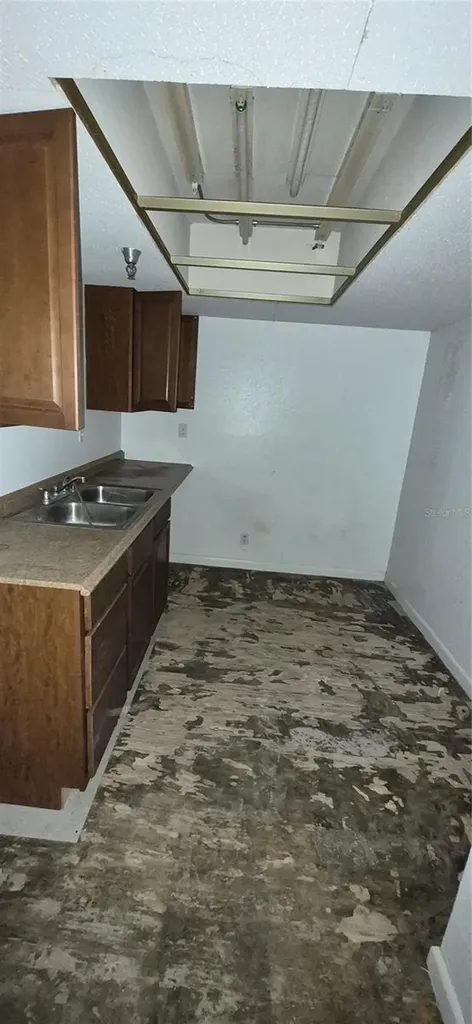 7789 131st Street N Seminole FL 33776