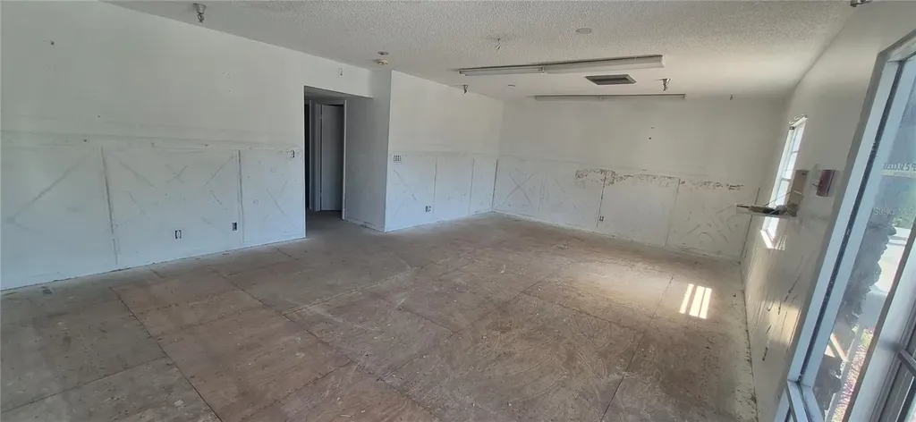7789 131st Street N Seminole FL 33776