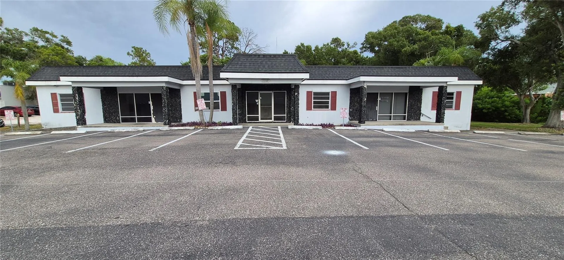 7789 131st Street N Seminole FL 33776