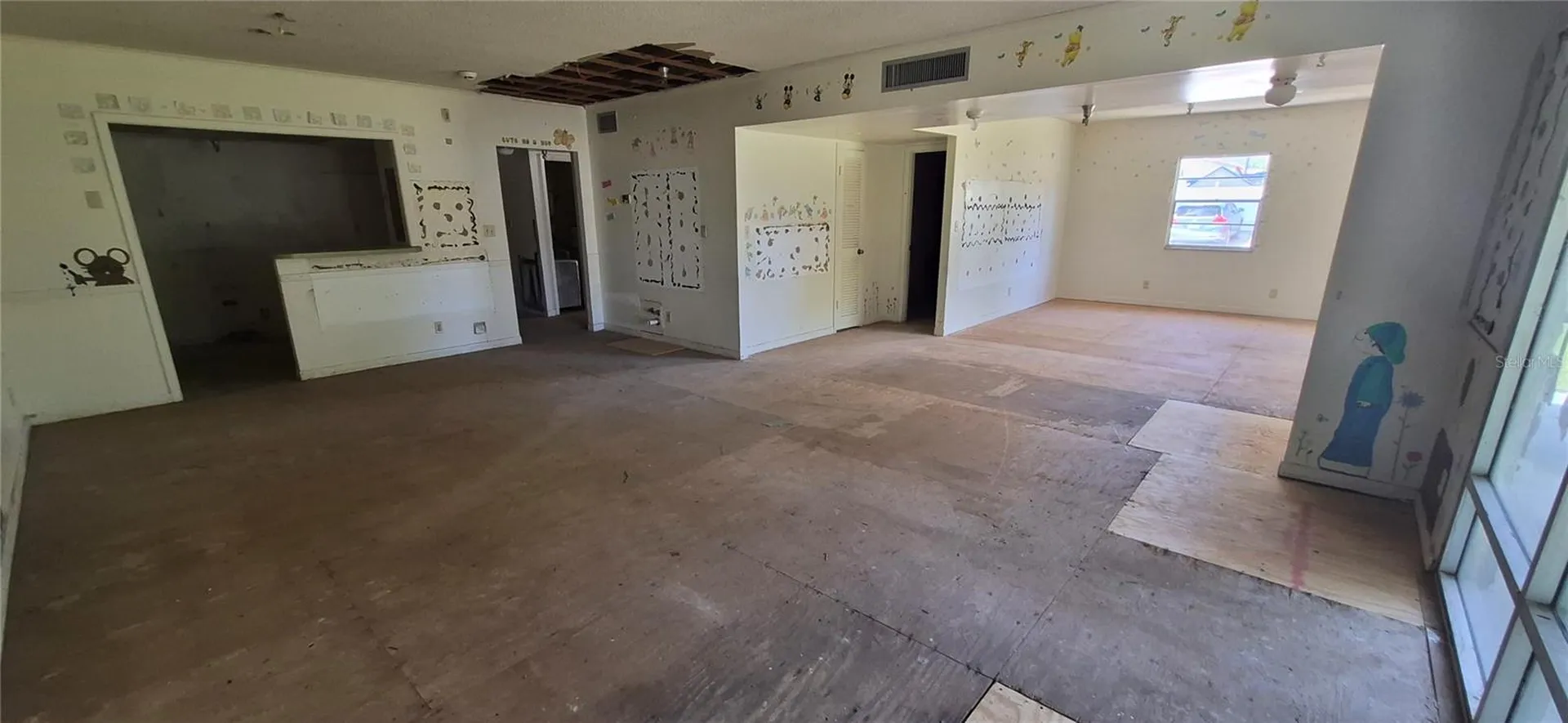 7789 131st Street N Seminole FL 33776